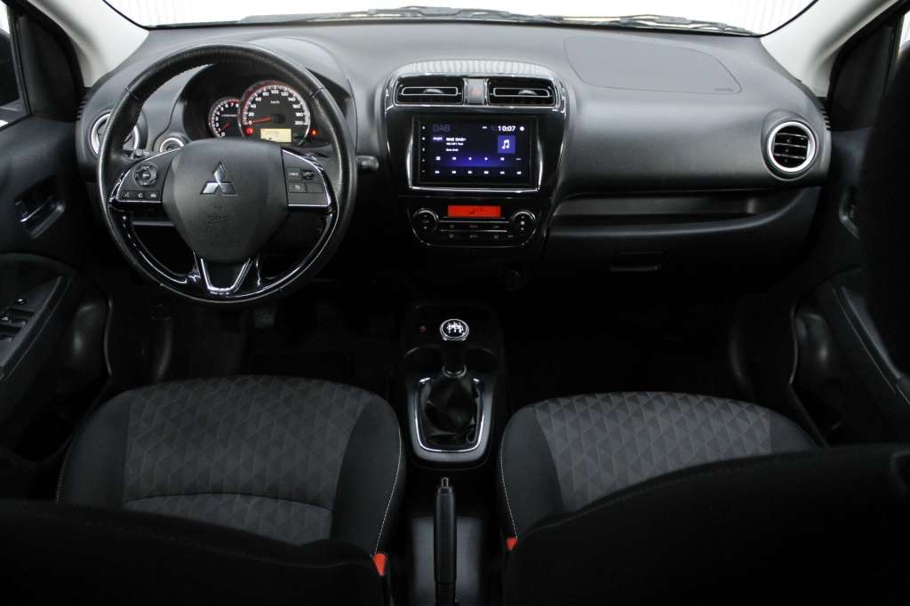 mitsubishi-space-star-2024-gasolina-1193cc