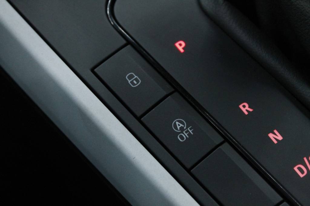 seat-arona-2024-gasolina-999cc