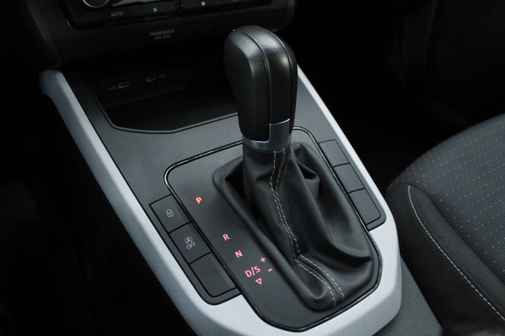 seat-arona-2024-gasolina-999cc