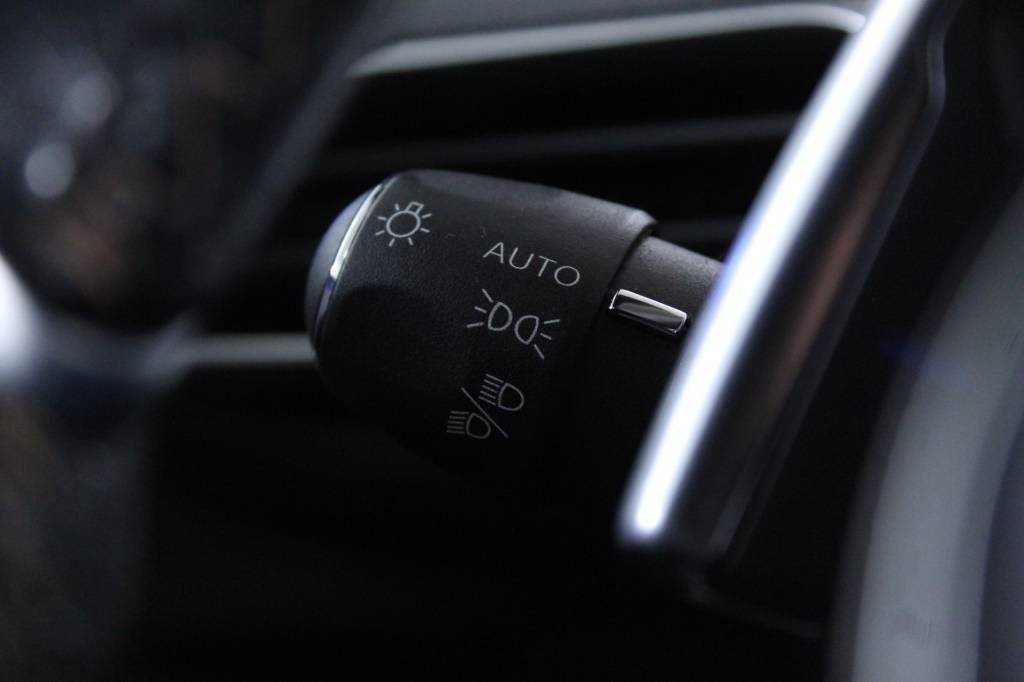 peugeot-3008-2022-diesel-1499cc