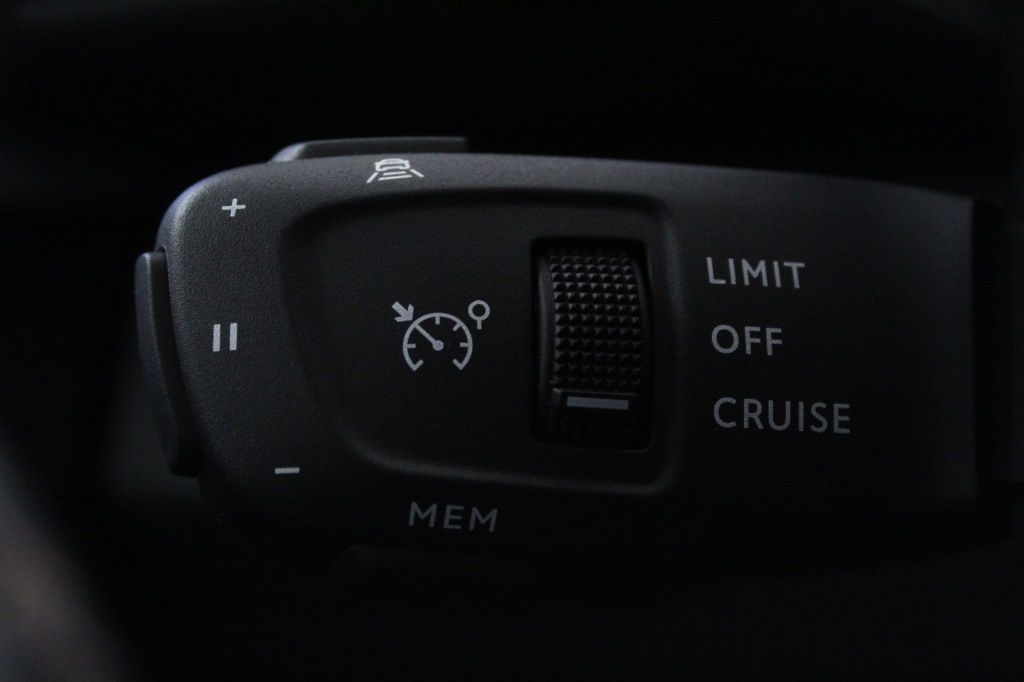 peugeot-3008-2022-diesel-1499cc