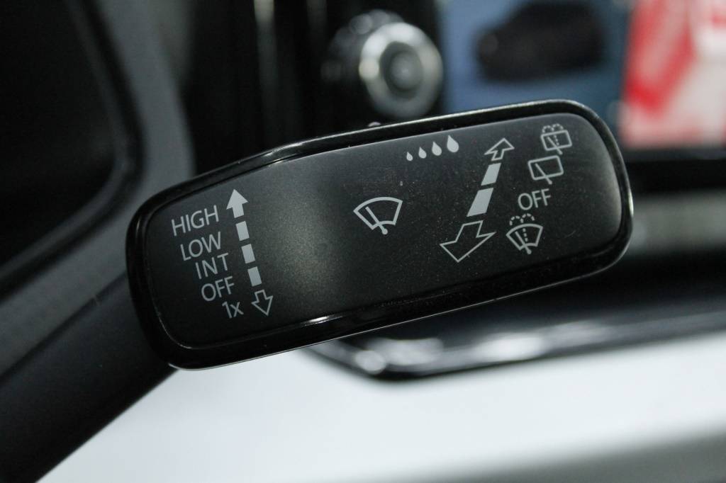 seat-arona-2025-gasolina-999cc