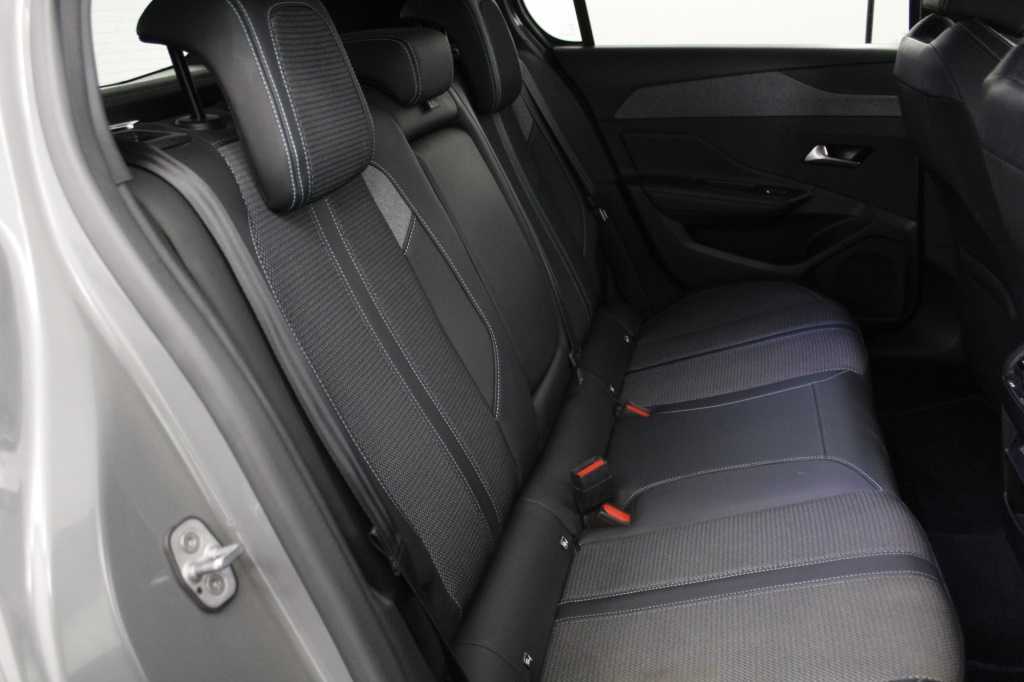 peugeot-308-2024-gasolina-1199cc
