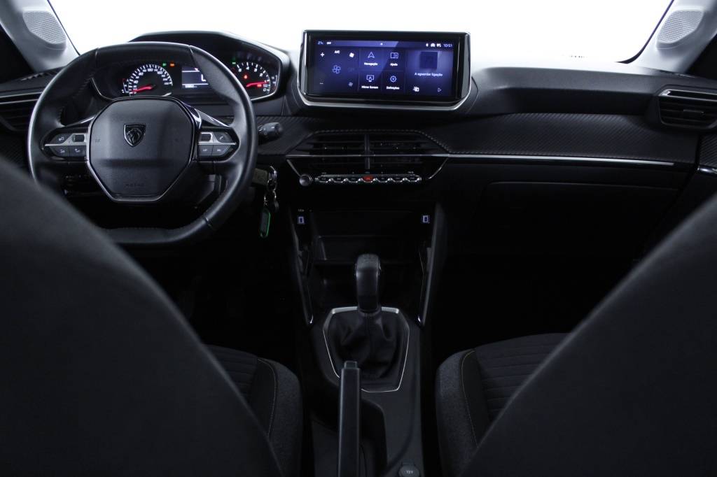 peugeot-208-2024-gasolina-1199cc