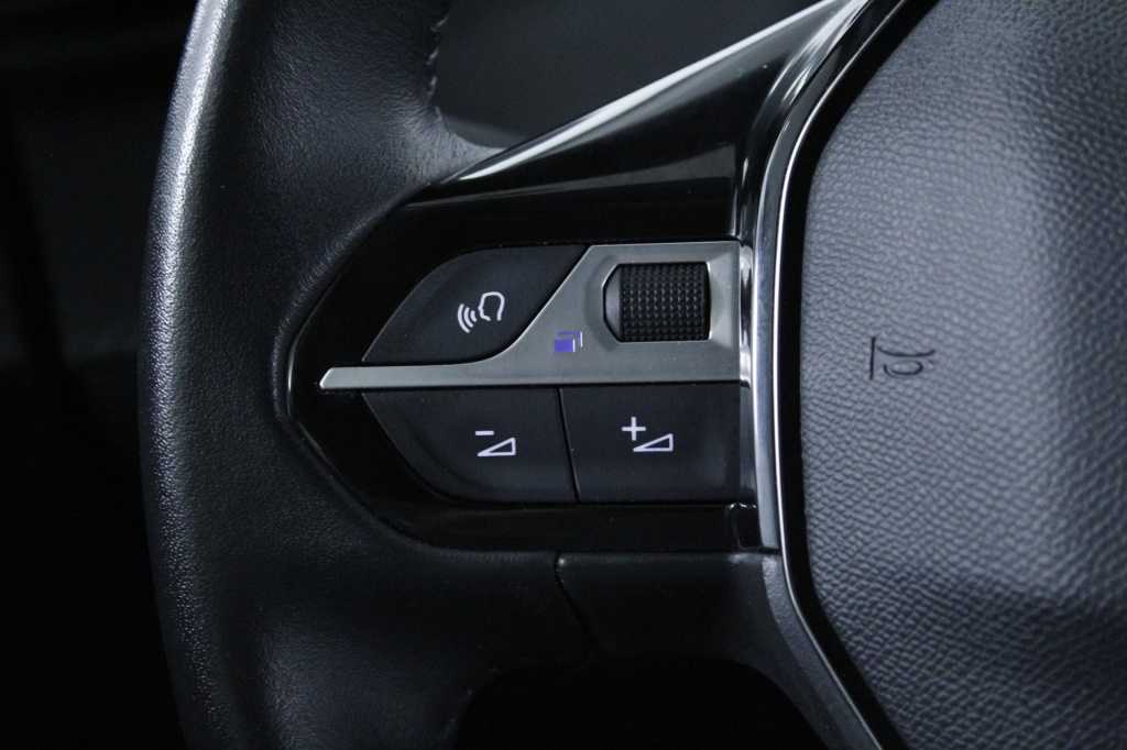peugeot-208-2024-gasolina-1199cc