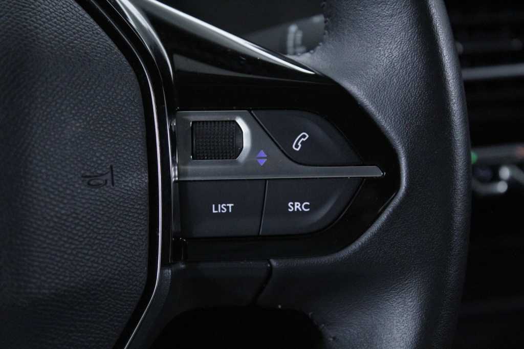 peugeot-208-2024-gasolina-1199cc