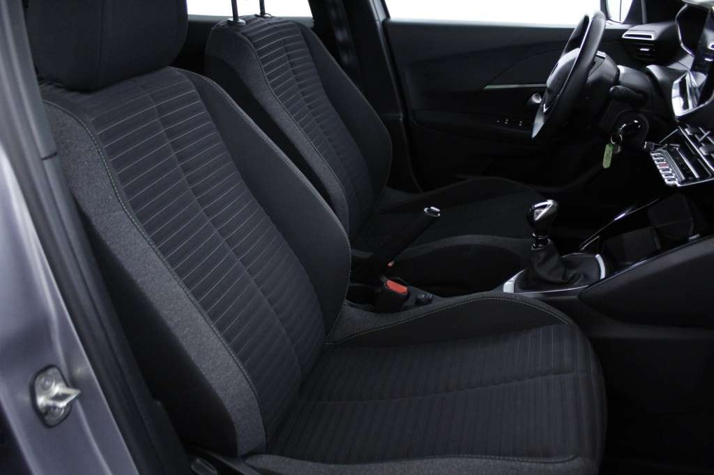 peugeot-2008-2024-gasolina-1199cc