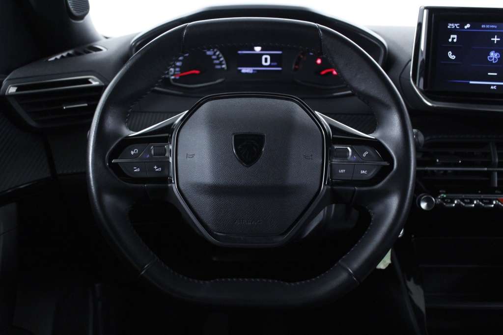 peugeot-2008-2024-gasolina-1199cc