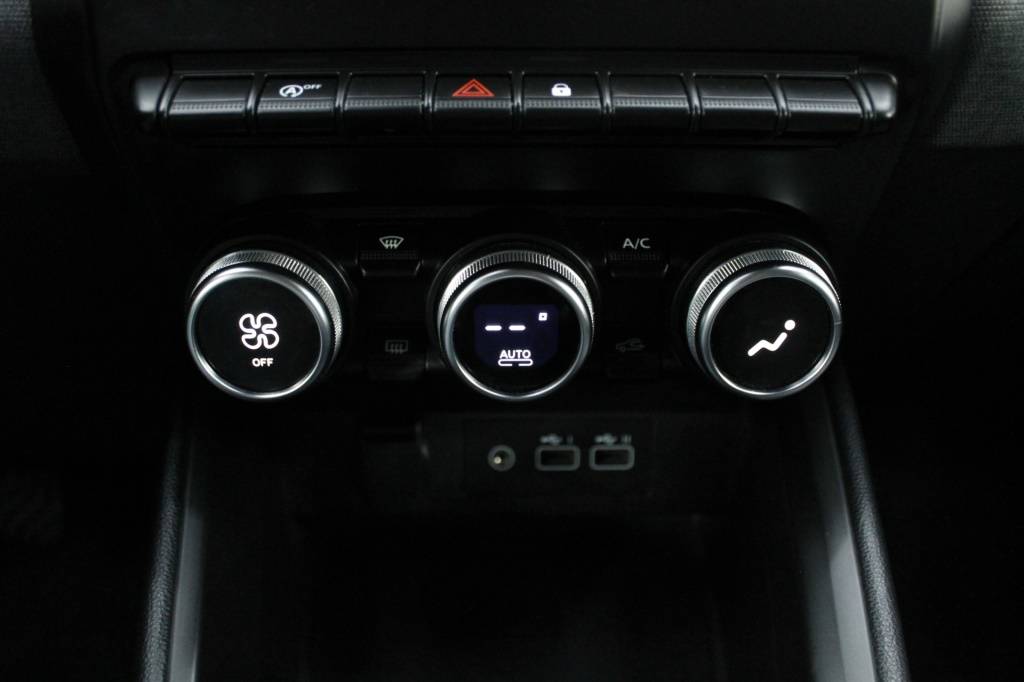 mitsubishi-colt-2024-gasolina-999cc