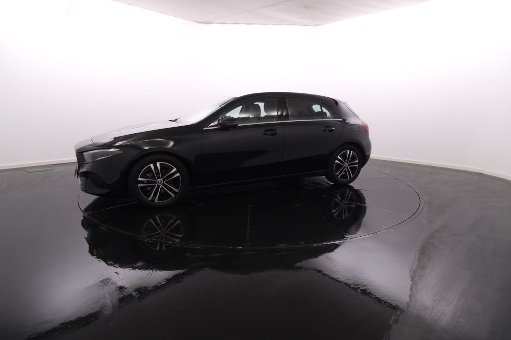 mercedes-benz-classe-a-2025-hibrido-1332cc