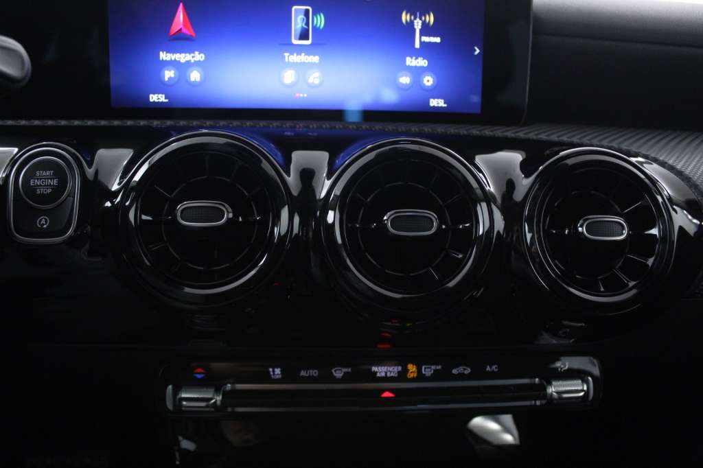 mercedes-benz-classe-a-2025-hibrido-1332cc