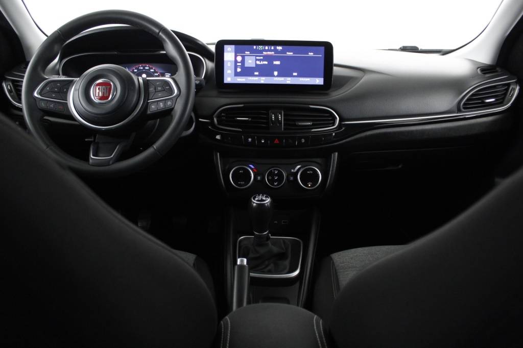 fiat-tipo-station-wagon-2023-gasolina-999cc