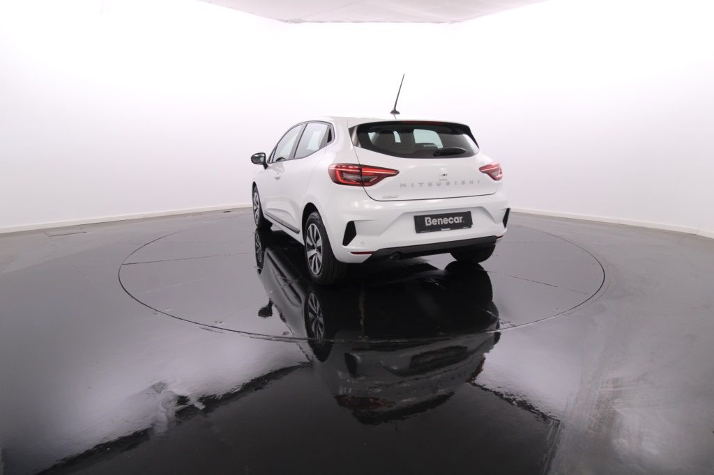 mitsubishi-colt-2024-gasolina-999cc