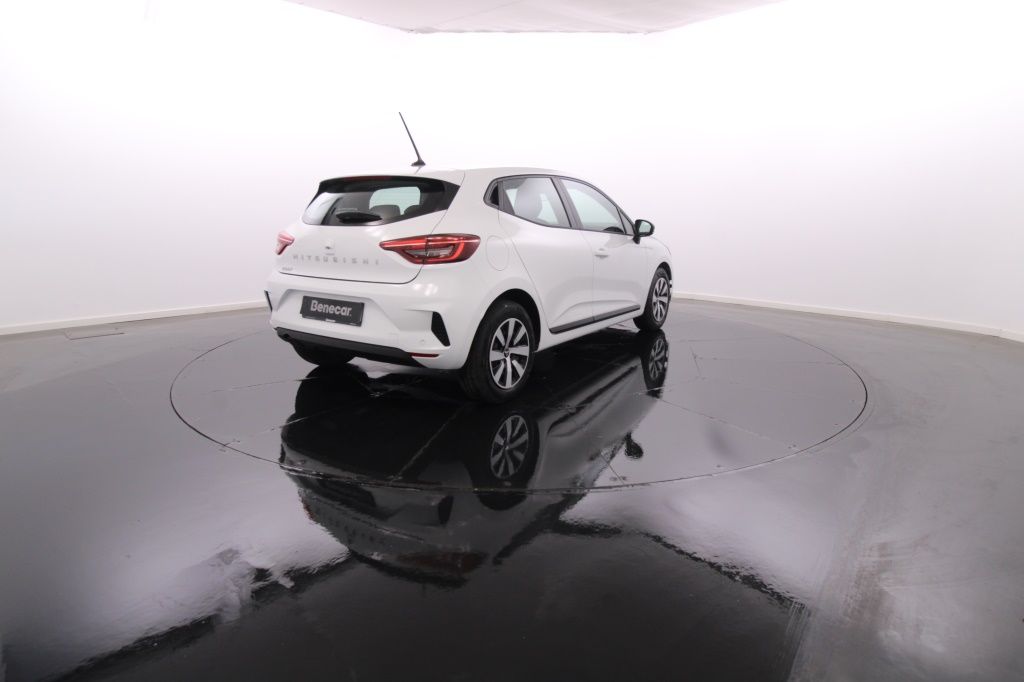 mitsubishi-colt-2024-gasolina-999cc