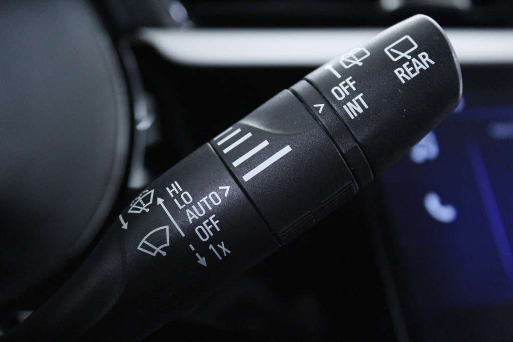 opel-corsa-2025-gasolina-1199cc