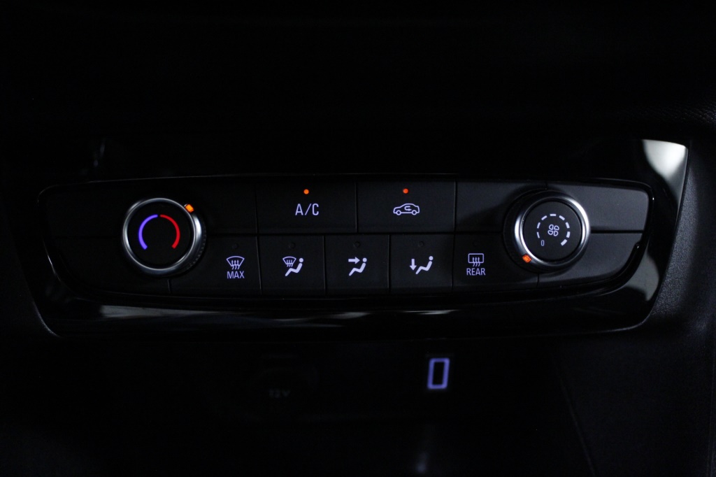 opel-corsa-2025-gasolina-1199cc