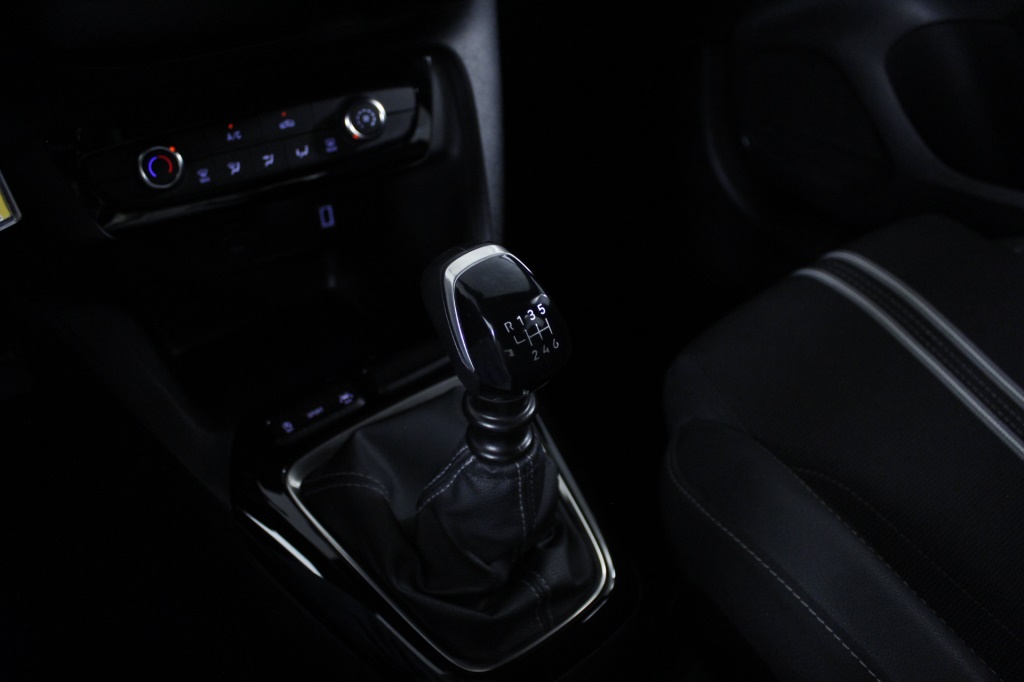 opel-corsa-2025-gasolina-1199cc