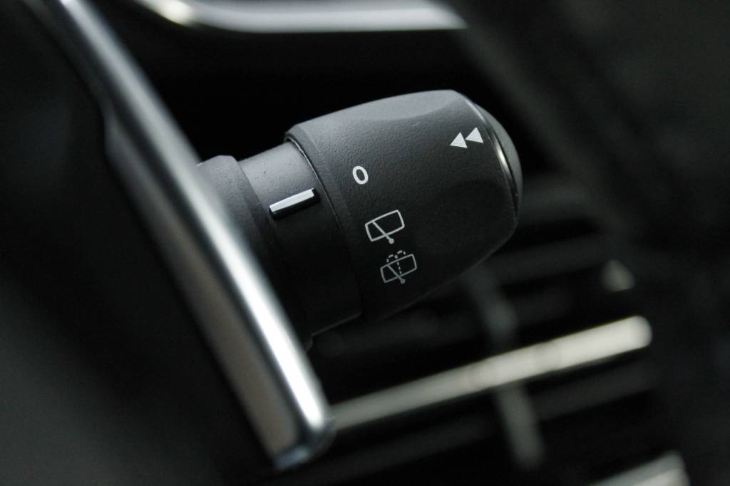 peugeot-2008-2024-gasolina-1199cc