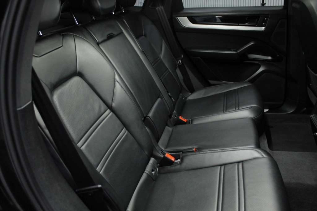 porsche-cayenne-2025-hibrido-2995cc