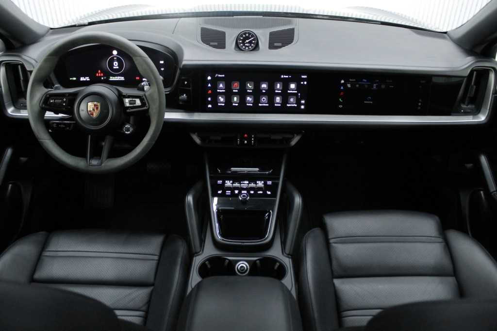 porsche-cayenne-2025-hibrido-2995cc