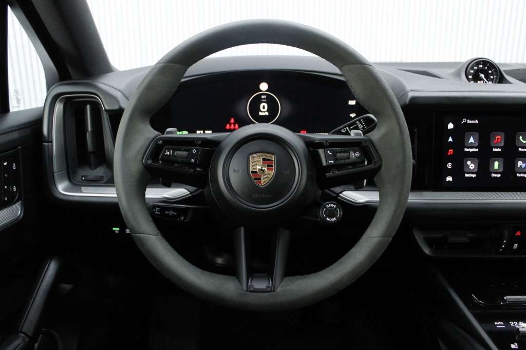 porsche-cayenne-2025-hibrido-2995cc