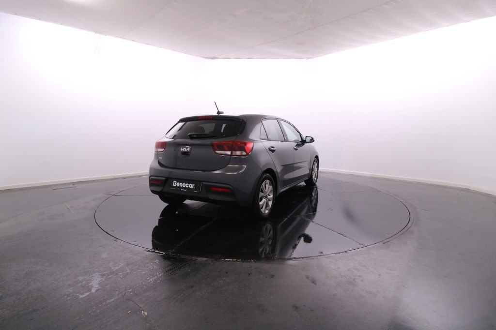 kia-rio-2023-gasolina-998cc