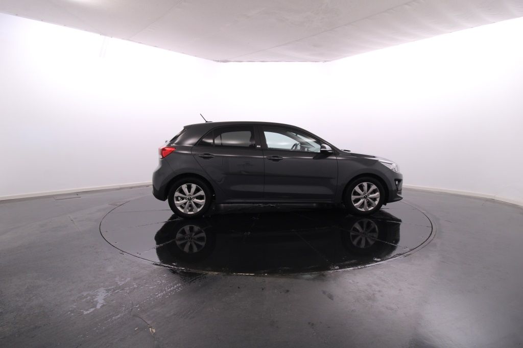 kia-rio-2023-gasolina-998cc