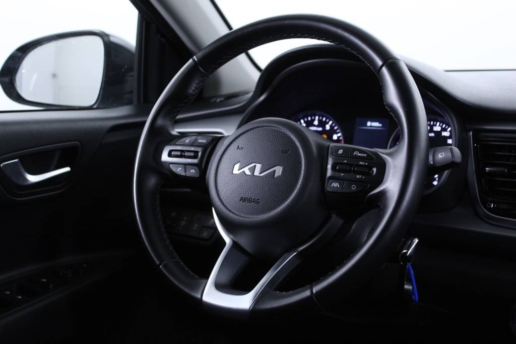 kia-rio-2023-gasolina-998cc