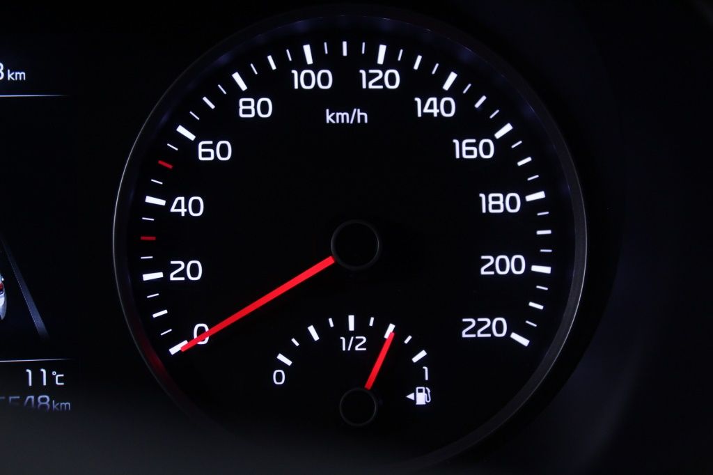 kia-rio-2023-gasolina-998cc