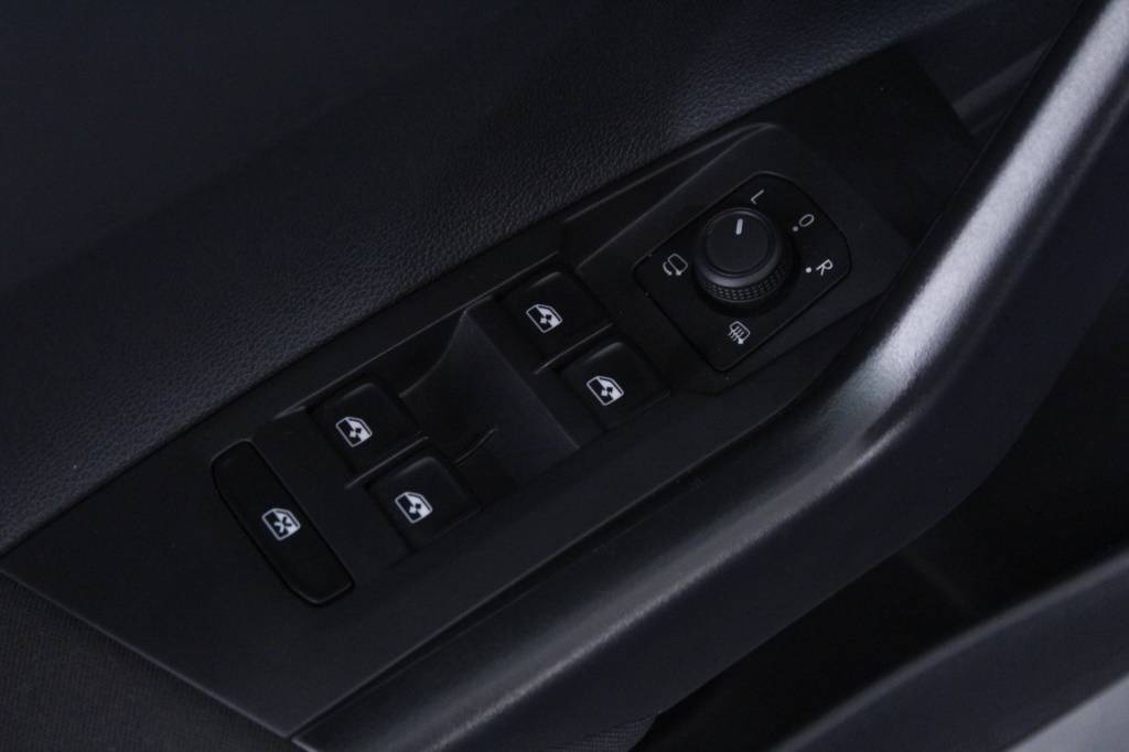 volkswagen-taigo-2024-gasolina-999cc