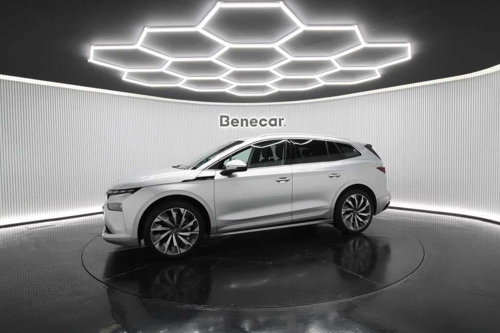 skoda-enyaq-2025-eletrico-1cc