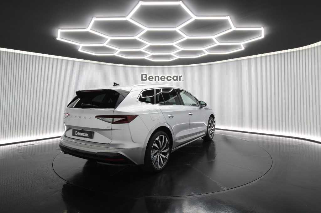 skoda-enyaq-2025-eletrico-1cc