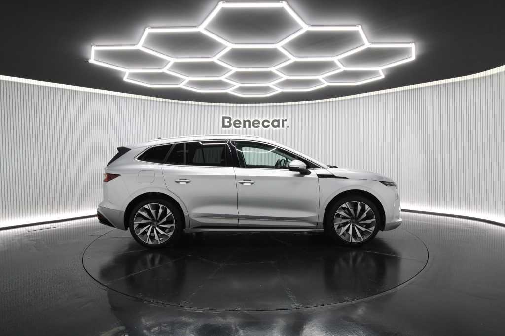 skoda-enyaq-2025-eletrico-1cc