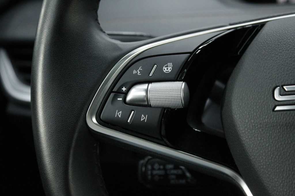 skoda-enyaq-2025-eletrico-1cc