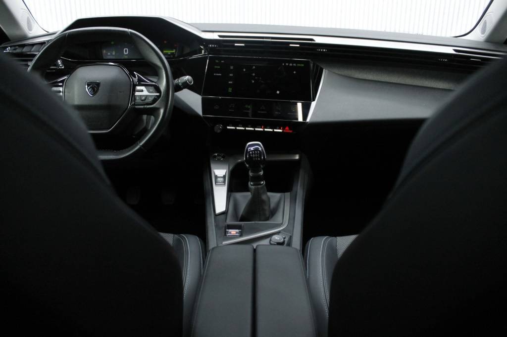 peugeot-308-2024-gasolina-1199cc