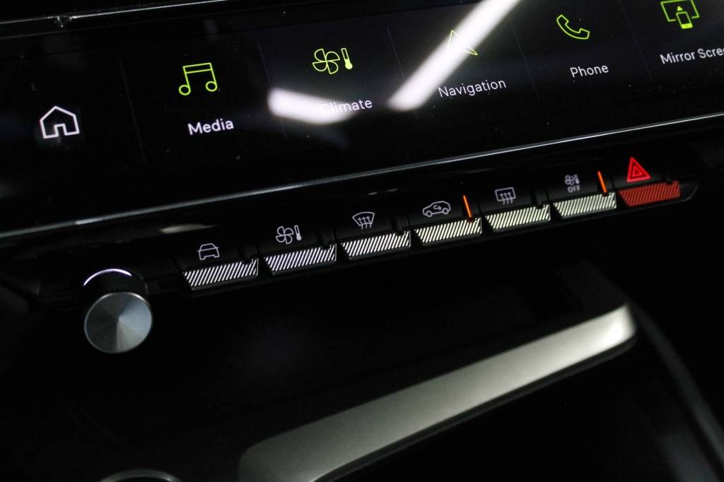 peugeot-308-2024-gasolina-1199cc