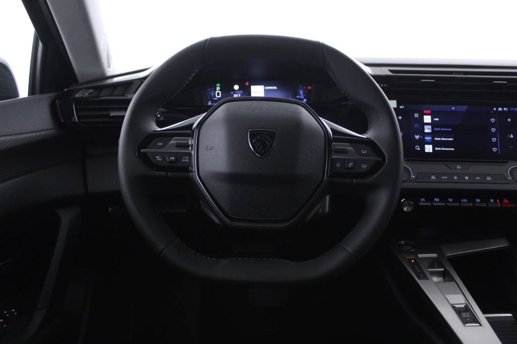 peugeot-308-sw-2025-diesel-1499cc