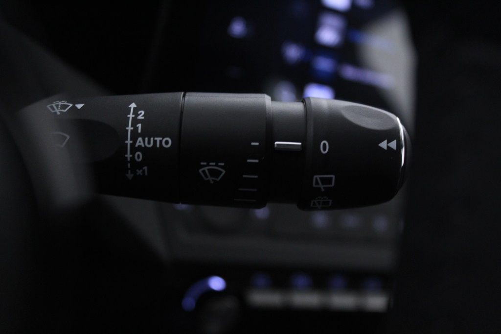 peugeot-308-sw-2025-diesel-1499cc