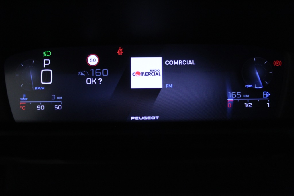 peugeot-308-sw-2025-diesel-1499cc