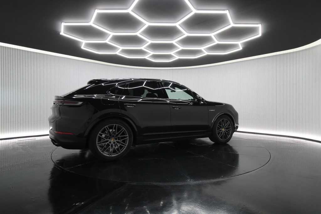 porsche-cayenne-2025-hibrido-2995cc