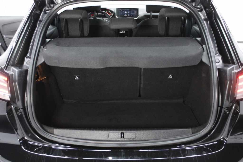 peugeot-208-2024-gasolina-1199cc