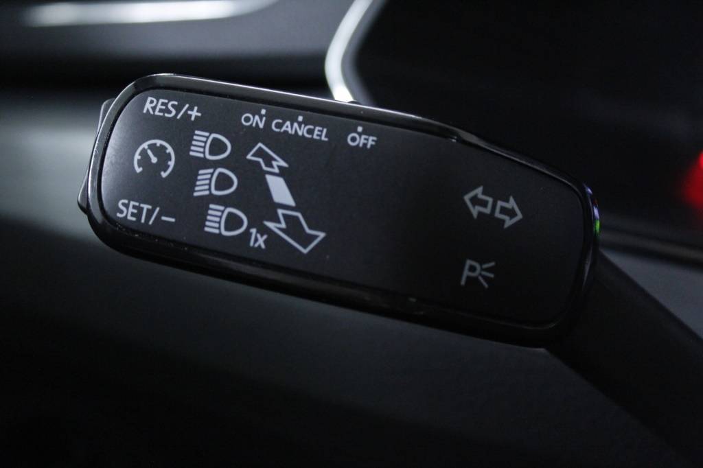 skoda-superb-2024-hibrido-1395cc