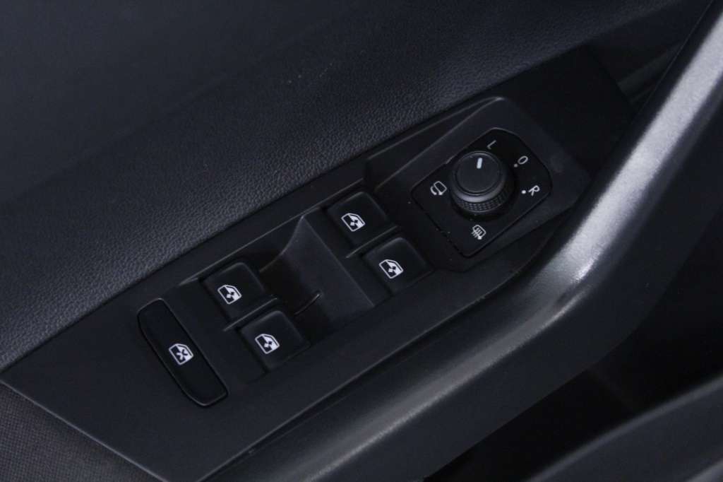 volkswagen-taigo-2024-gasolina-999cc