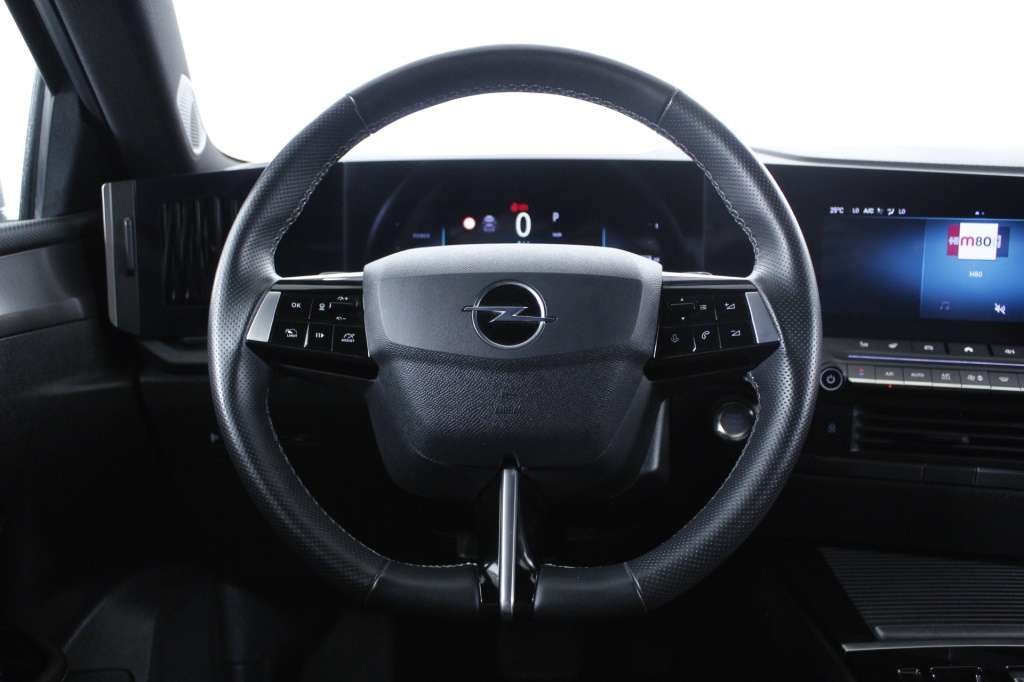 opel-astra-sport-tourer-2025-hibrido-1199cc