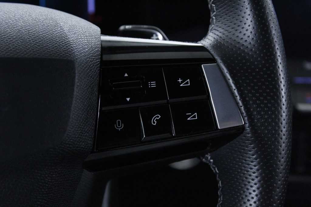 opel-astra-sport-tourer-2025-hibrido-1199cc