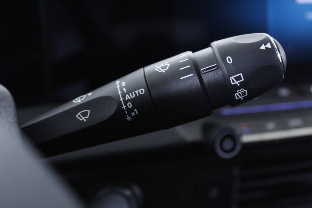 opel-astra-sport-tourer-2025-hibrido-1199cc