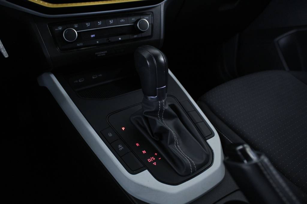 seat-arona-2024-gasolina-999cc
