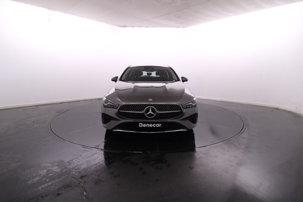 mercedes-benz-cla-2023-diesel-1950cc