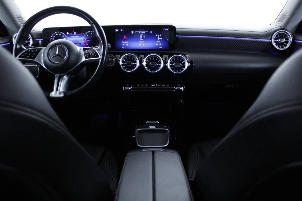 mercedes-benz-cla-2023-diesel-1950cc