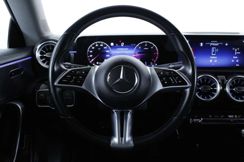 mercedes-benz-cla-2023-diesel-1950cc